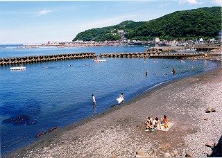 平鶴の目の前　大縄海水浴場です