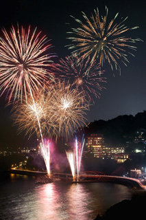 izusan-hanabi.jpg