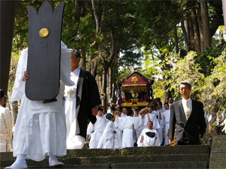 izusan-reitaisai2_2015032907575974f.jpg