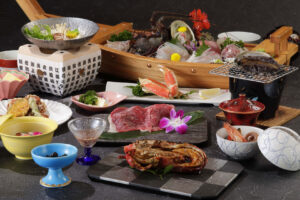 熱海温泉平鶴の豪華なコース料理
